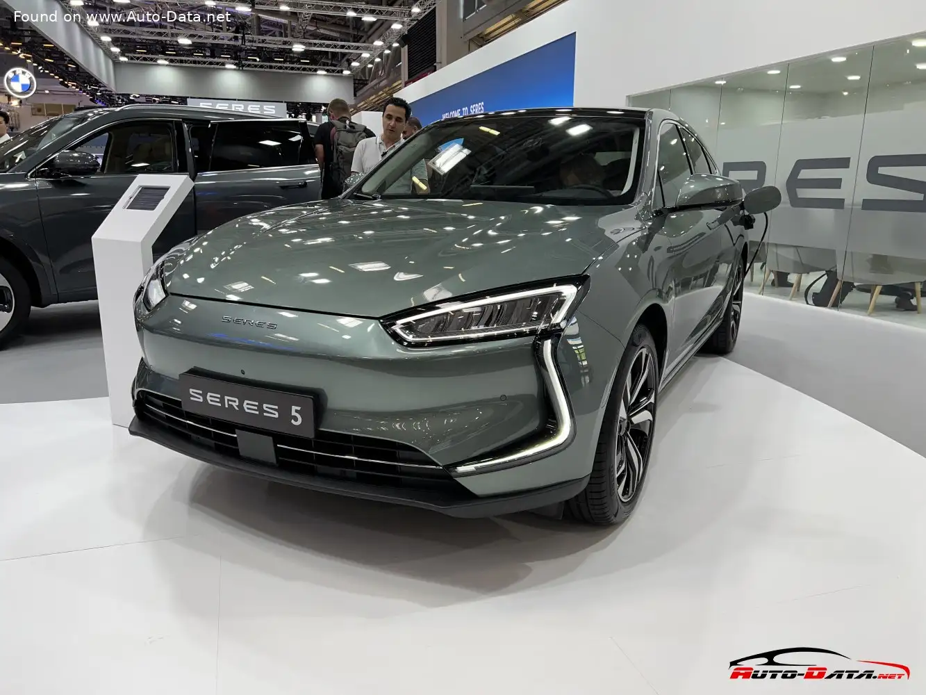 Review: 2023 Seres 5 80 kWh (585 Hp) 4WD Electric